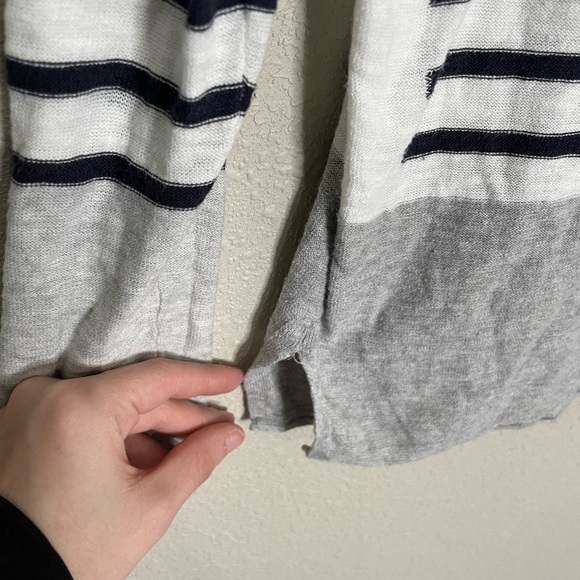 Vince Stripe Gray Trim Long Sleeve Shirt Small - Picture 5 of 7